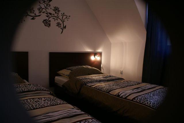 Hotelik Pod Baranami Siechnice Kültér fotó